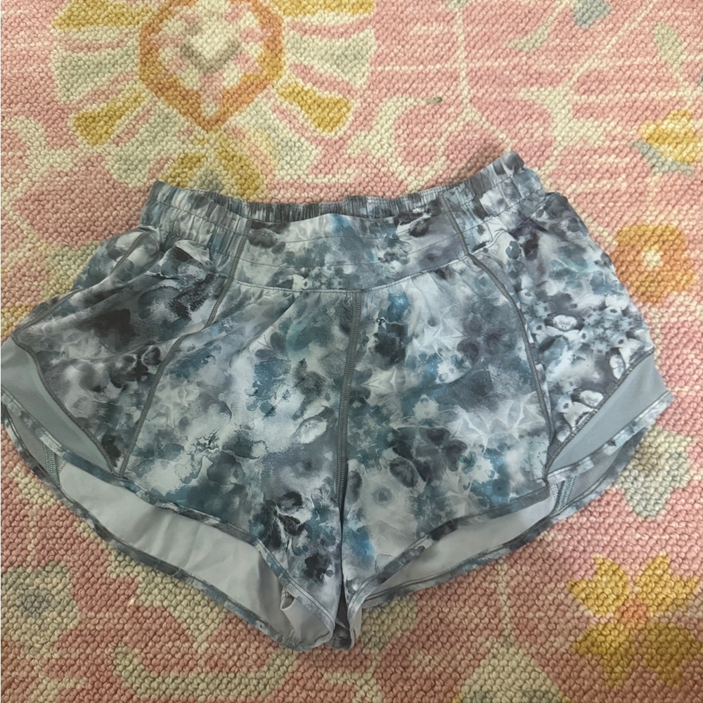 Lululemon Athletica Blue Patterned Athletic Shorts